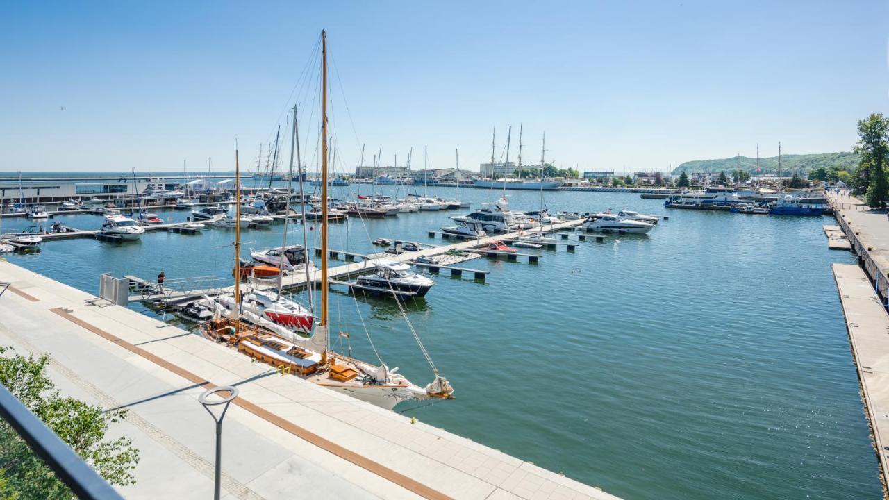 Flatbook - City Center Apartments Yacht Park Gdynia Exteriör bild